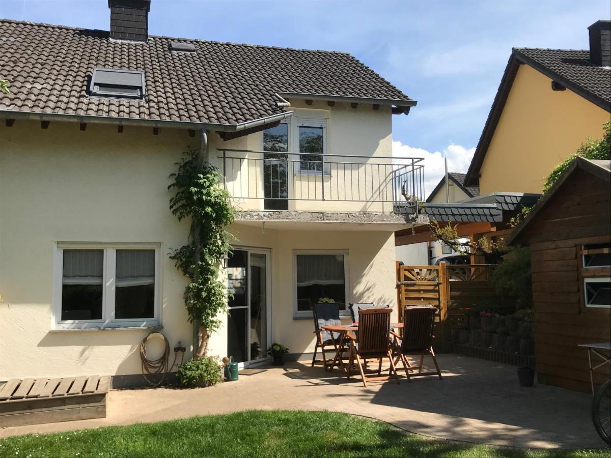 Ferienhaus Moselglueck - Kostenlose Oepnv-Nutzung Inbegriffen Apartment Bernkastel-Kues Luaran gambar